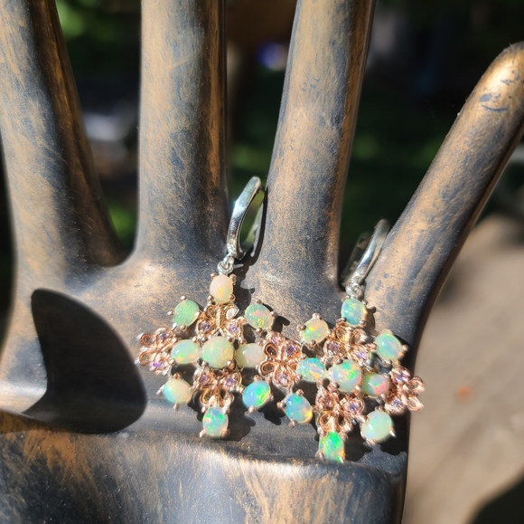 Opal & Amethyst butterfly 🦋 floral cluster earrings - Picture 10 of 10
